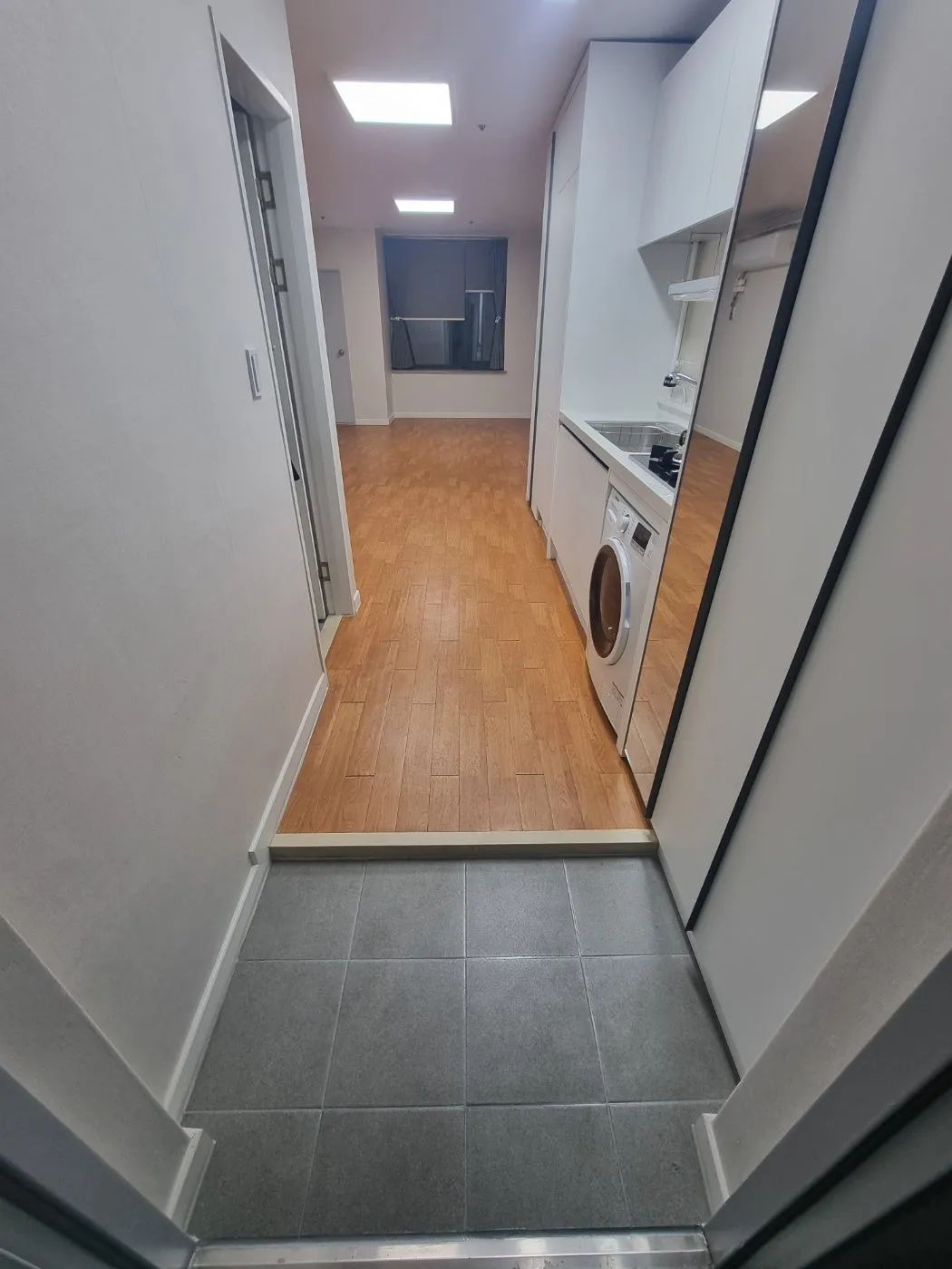 Room image 1