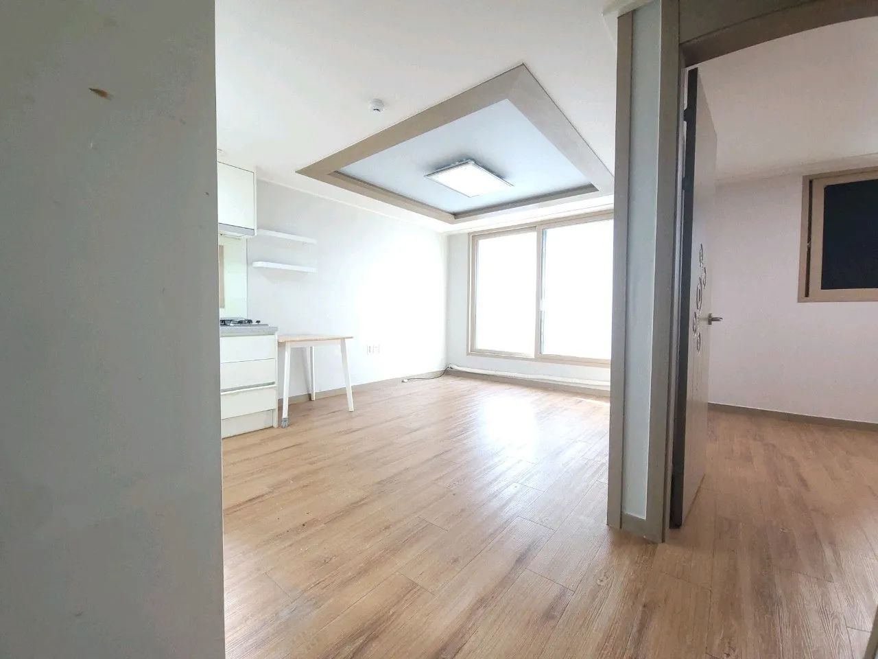 Room image 1