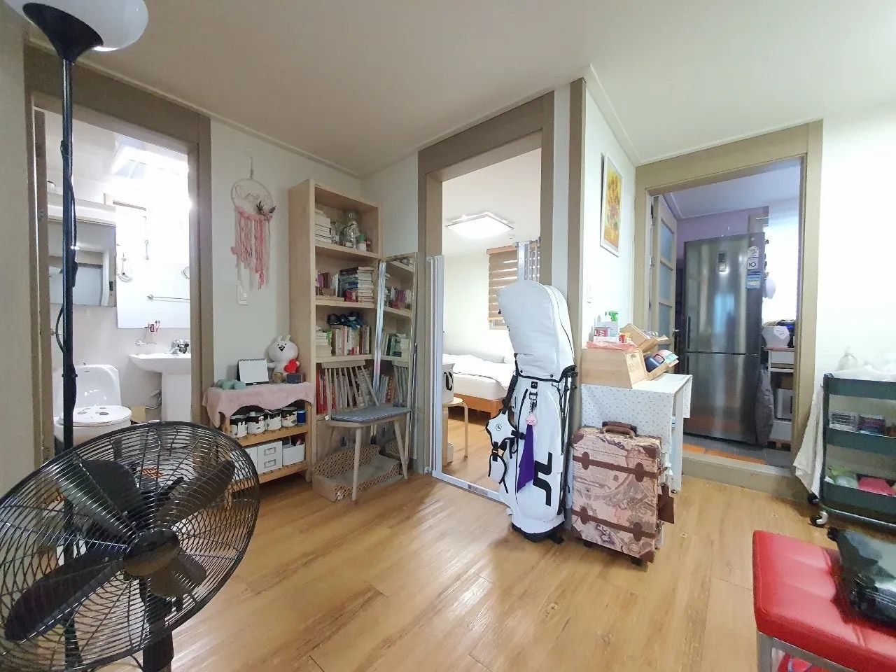 Room image 2