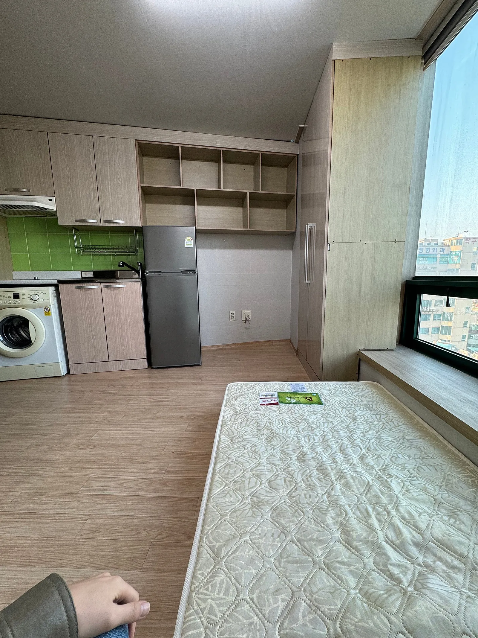 Room image 1