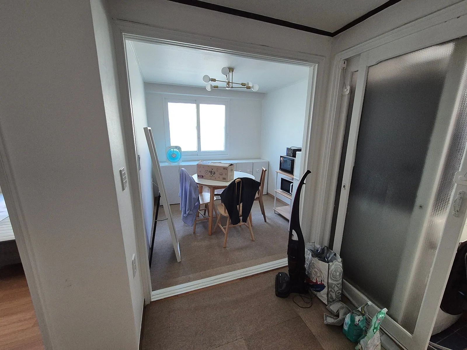 Room image 4