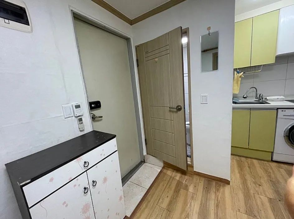 Room image 2