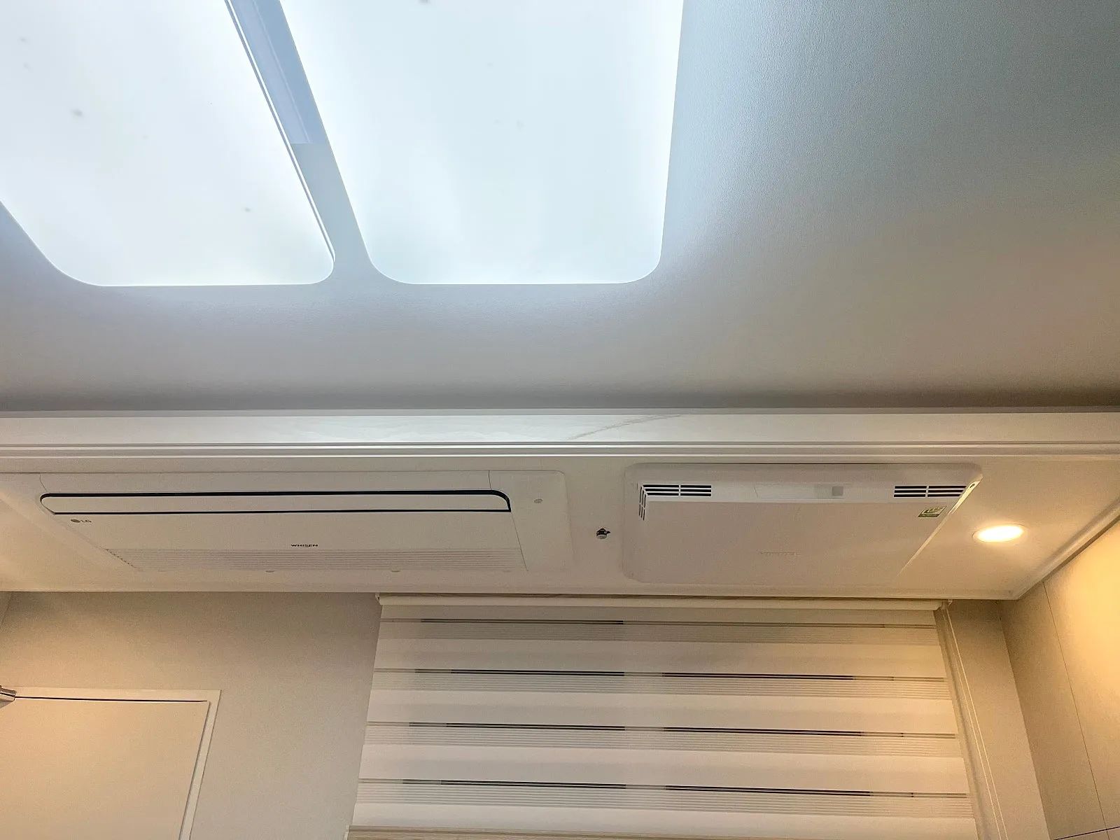 Room image 4