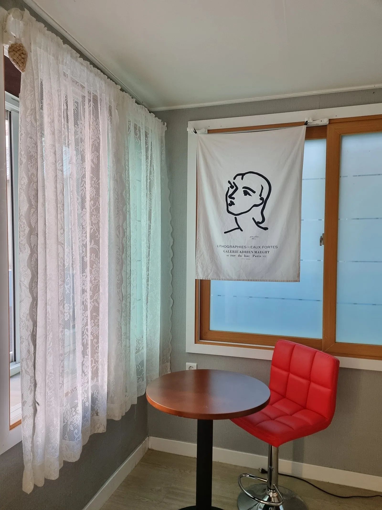 Room image 1