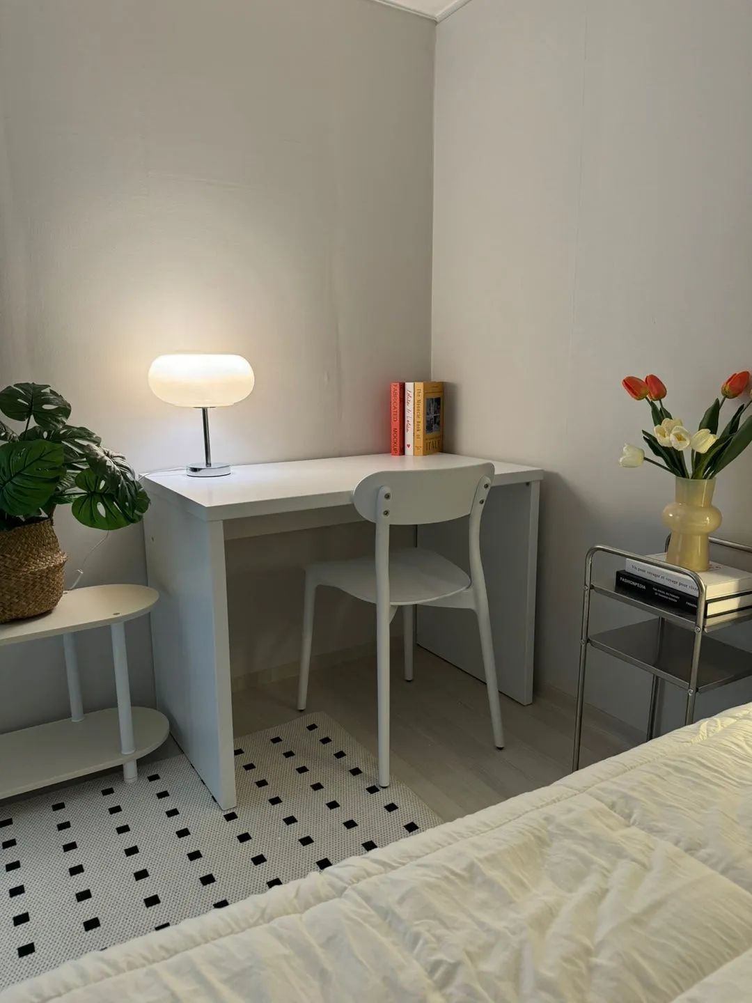 Room image 3