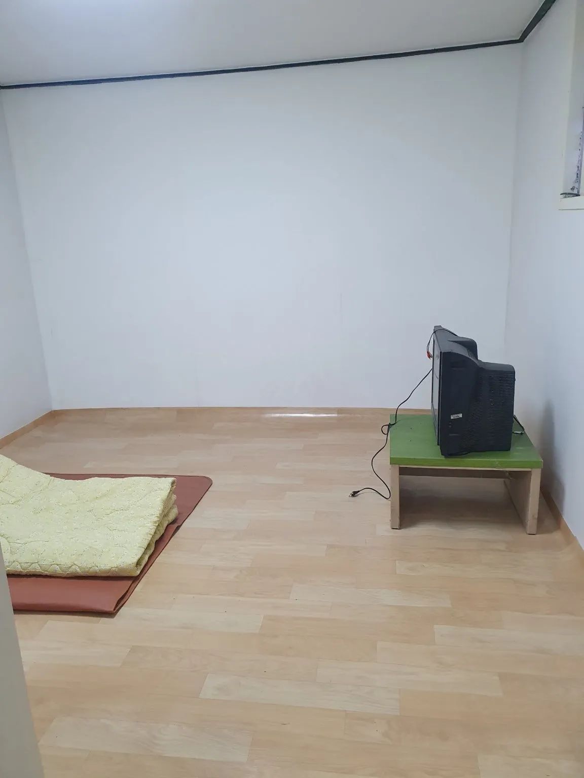 Room image 1
