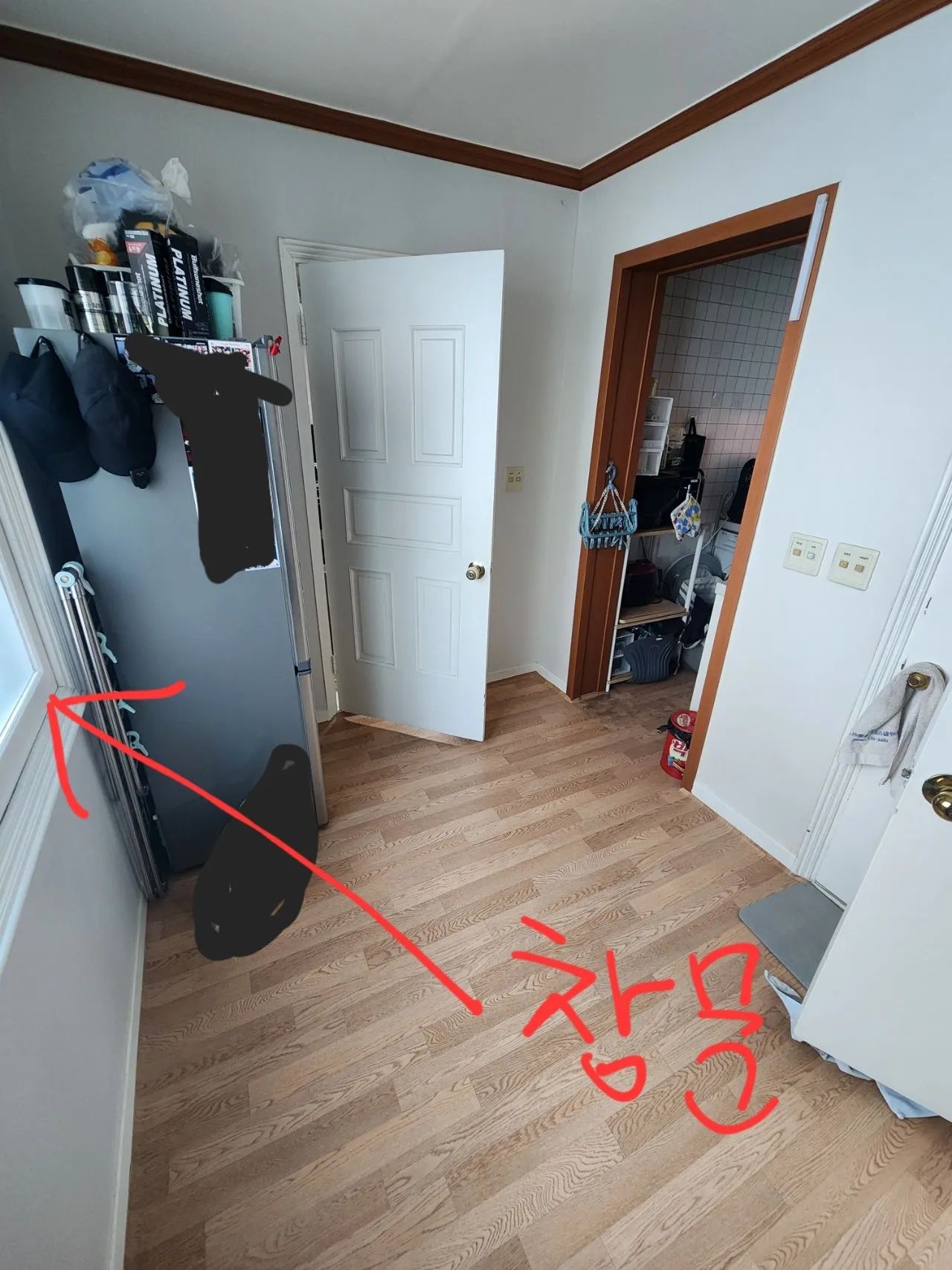 Room image 3