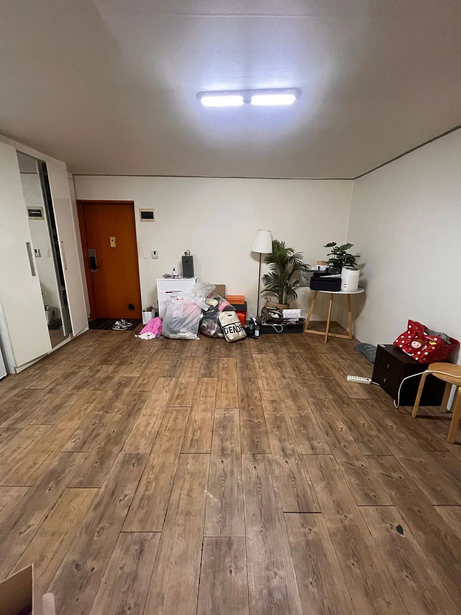 Room image 3
