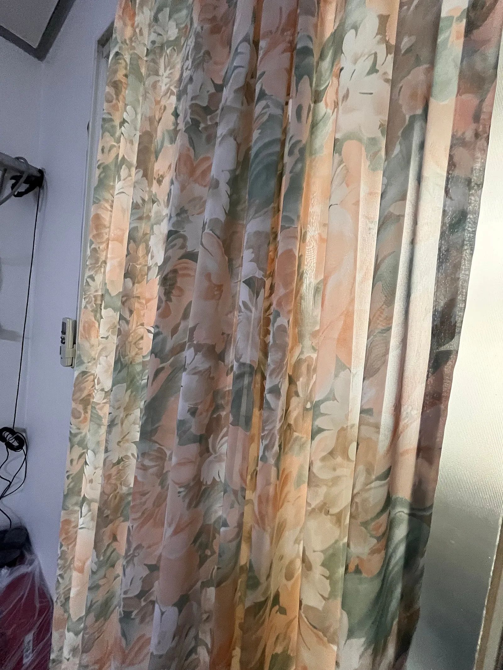 Room image 4