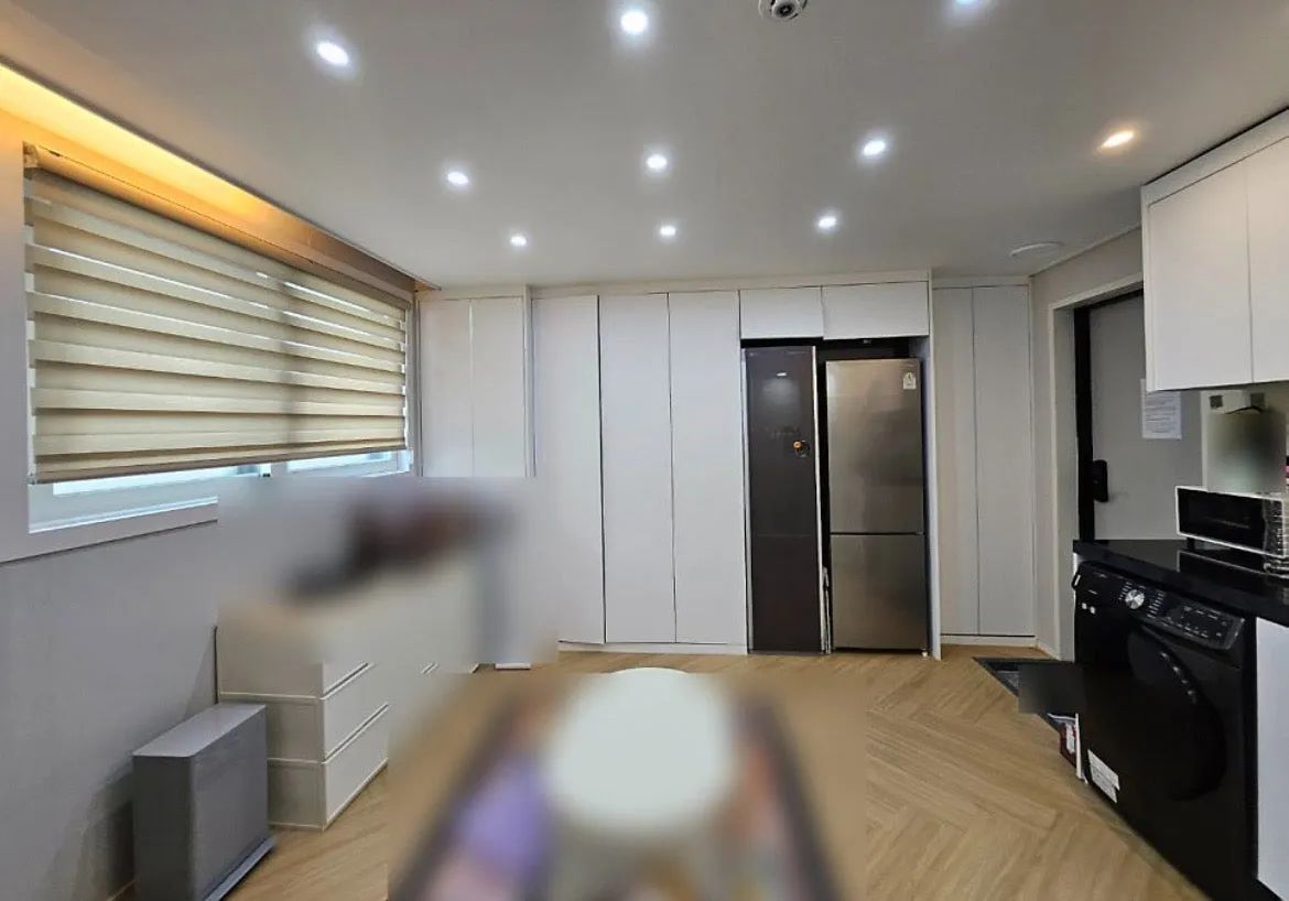 Room image 2