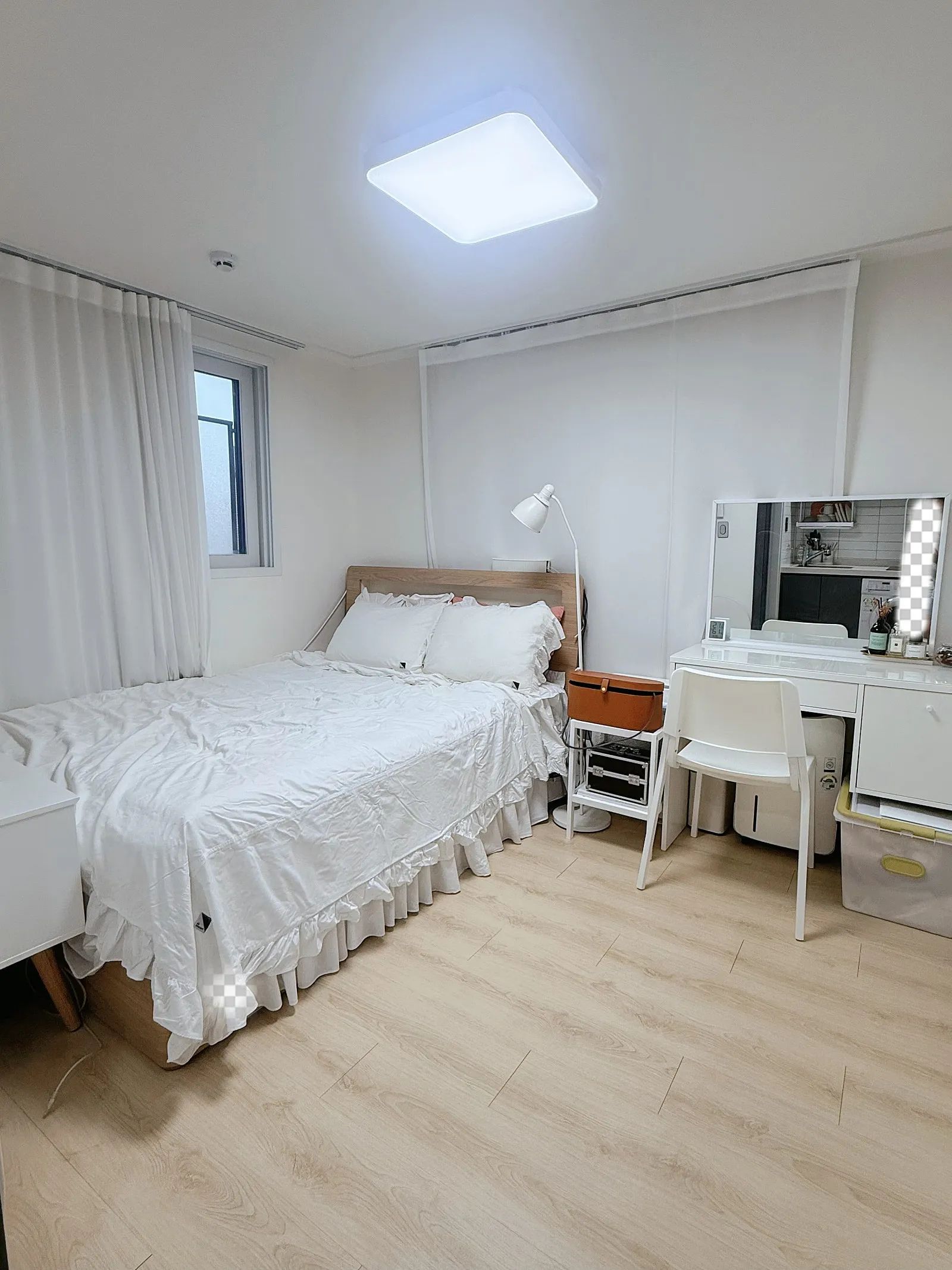 Room image 3