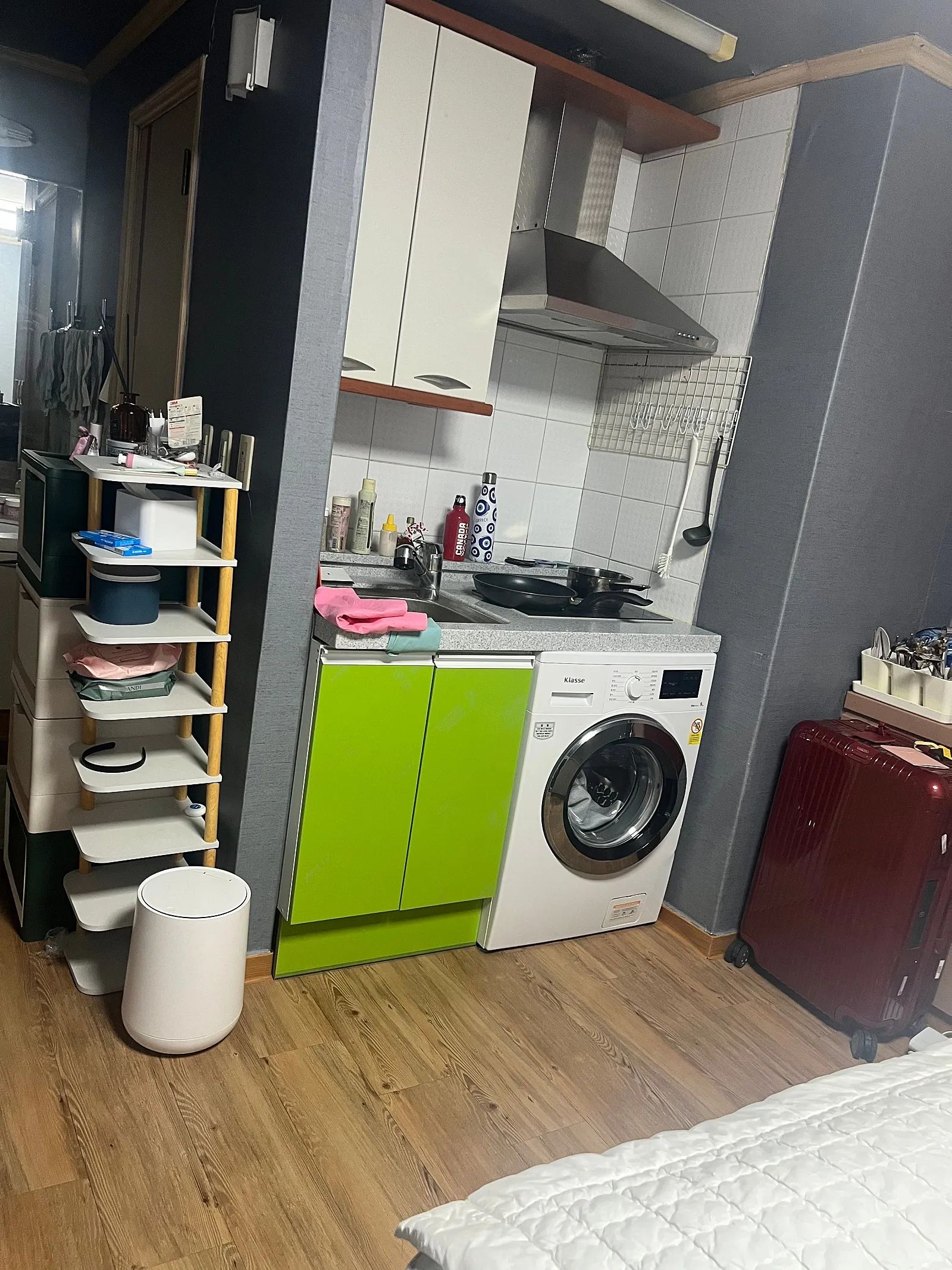 Room image 4