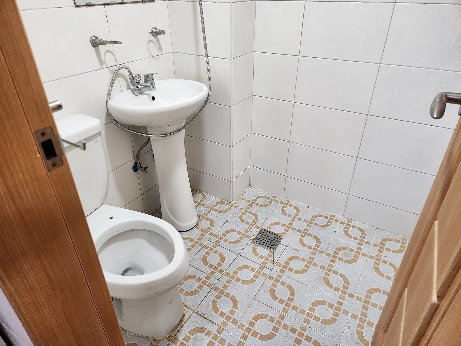 Room image 2