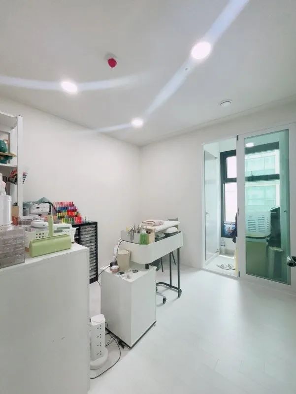 Room image 2