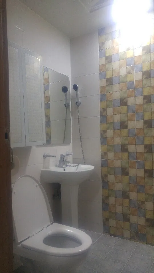 Room image 1
