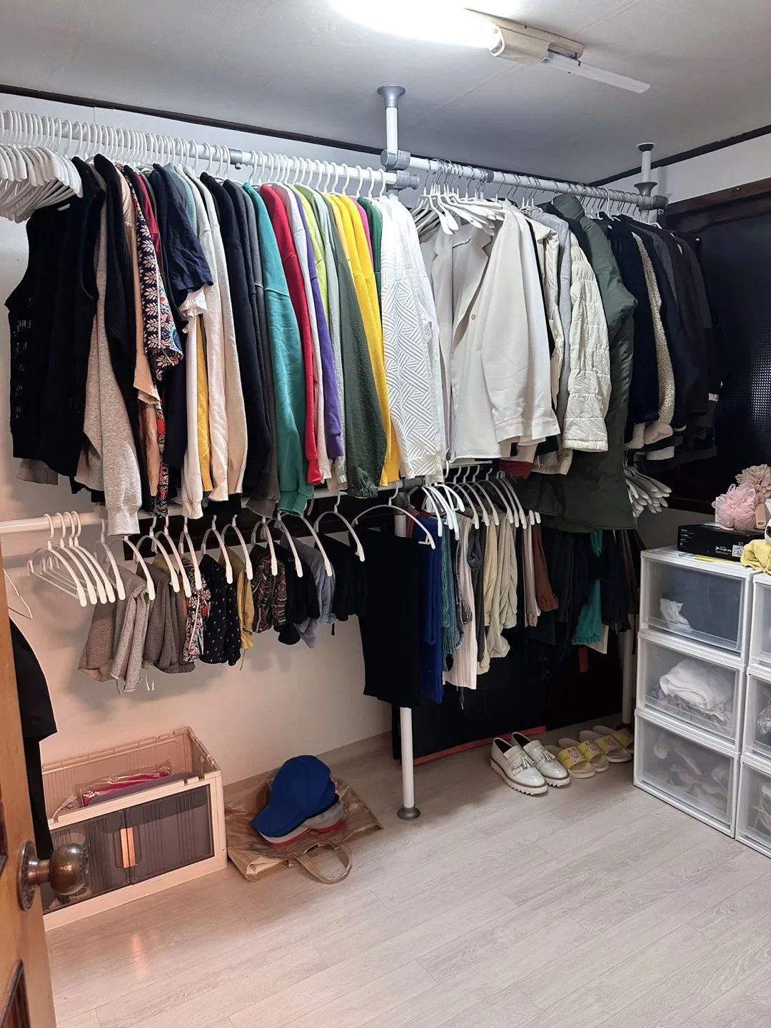 Room image 3
