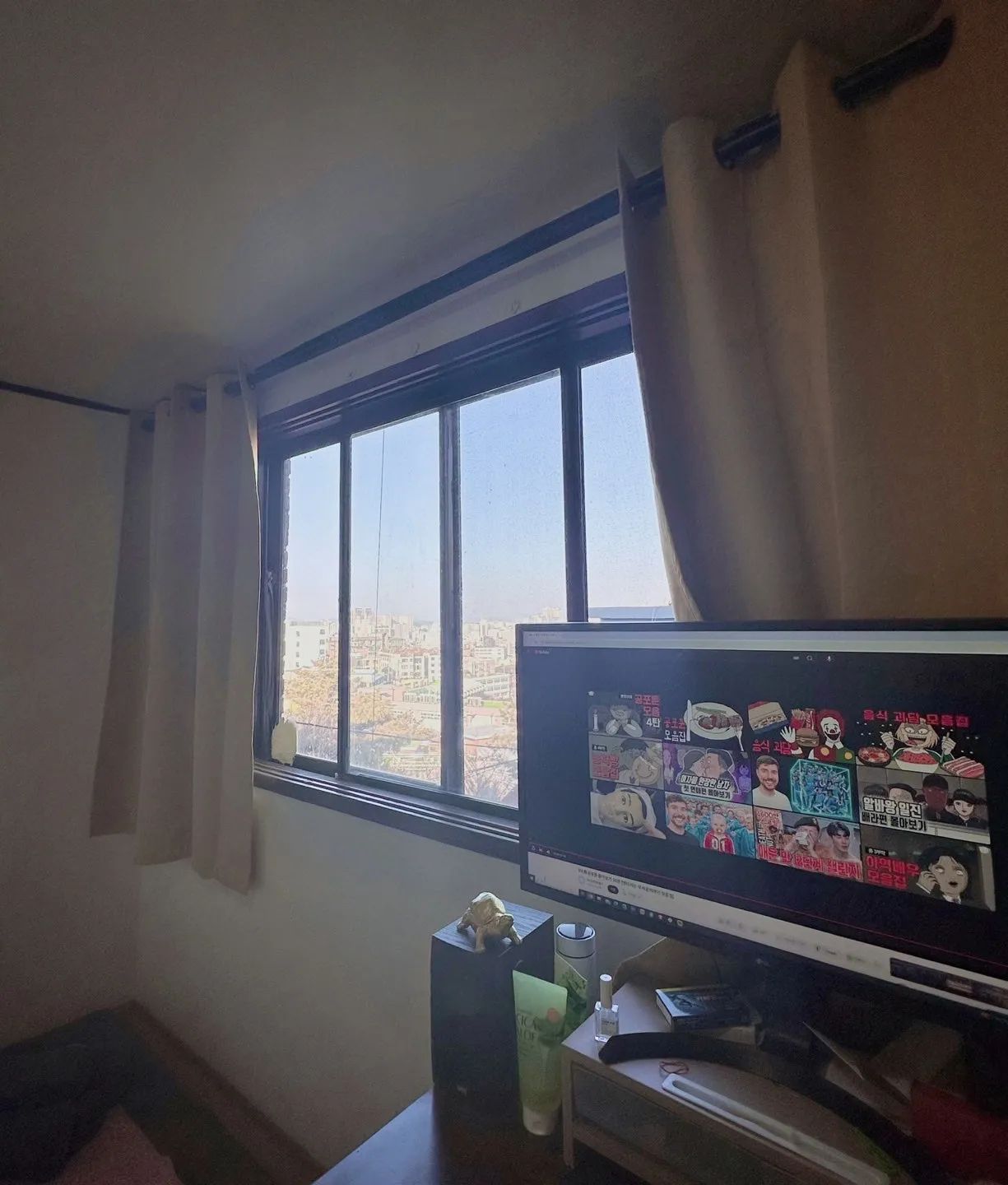 Room image 4