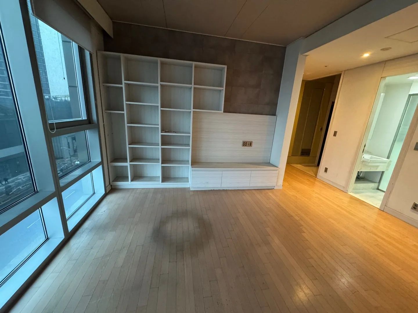 Room image 1