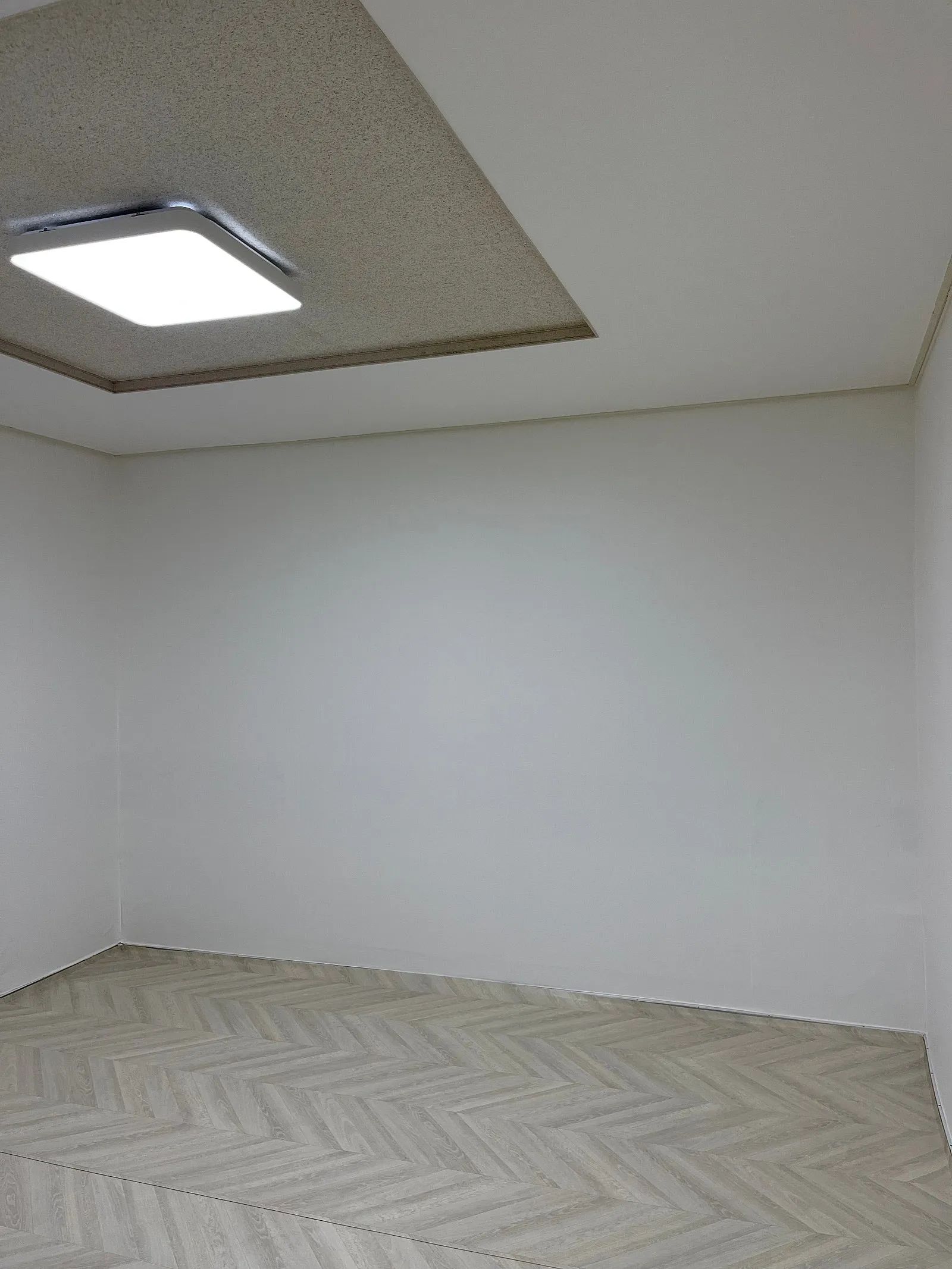 Room image 3