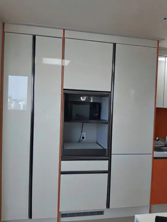 Room image 4