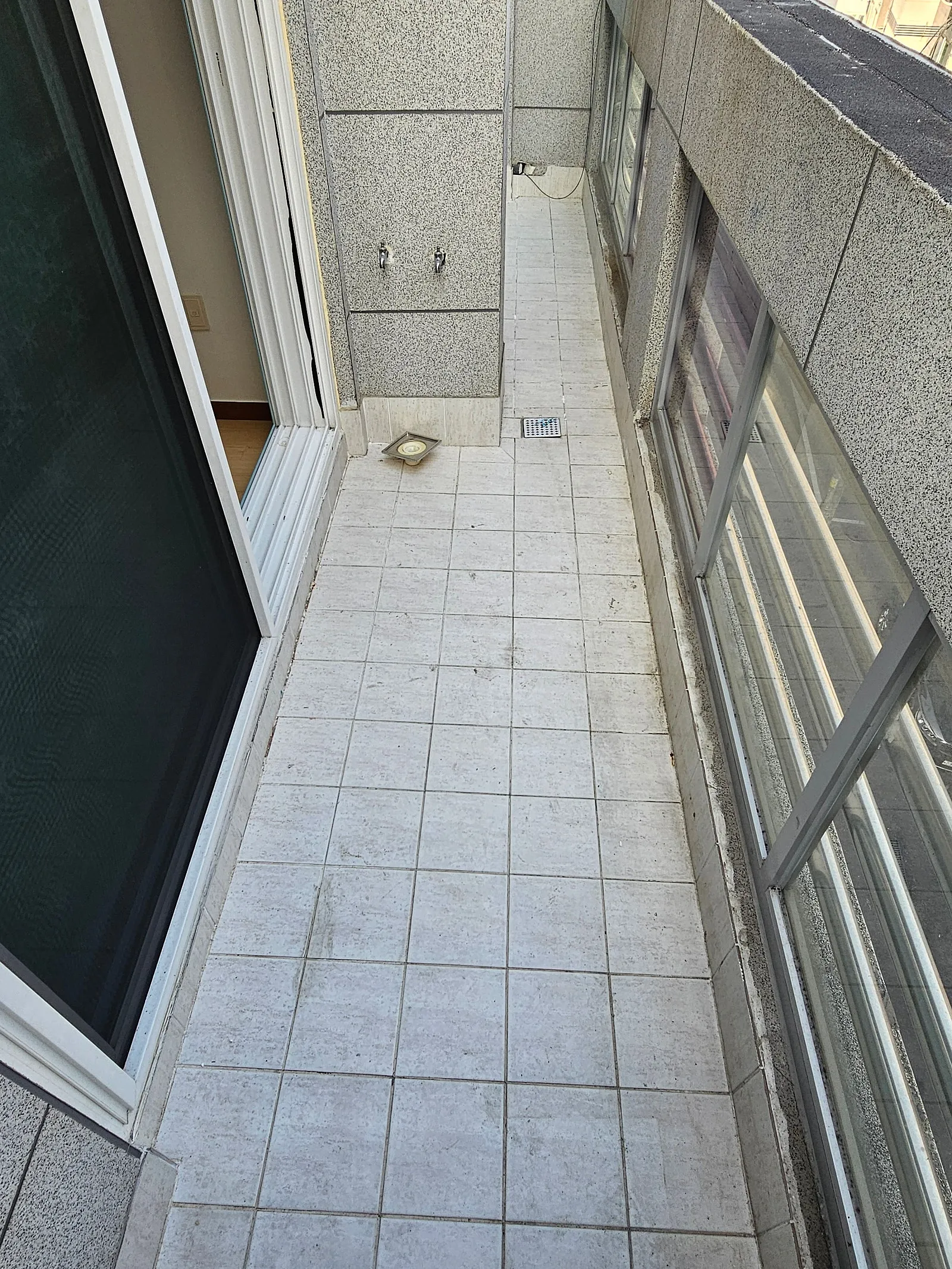 Room image 4