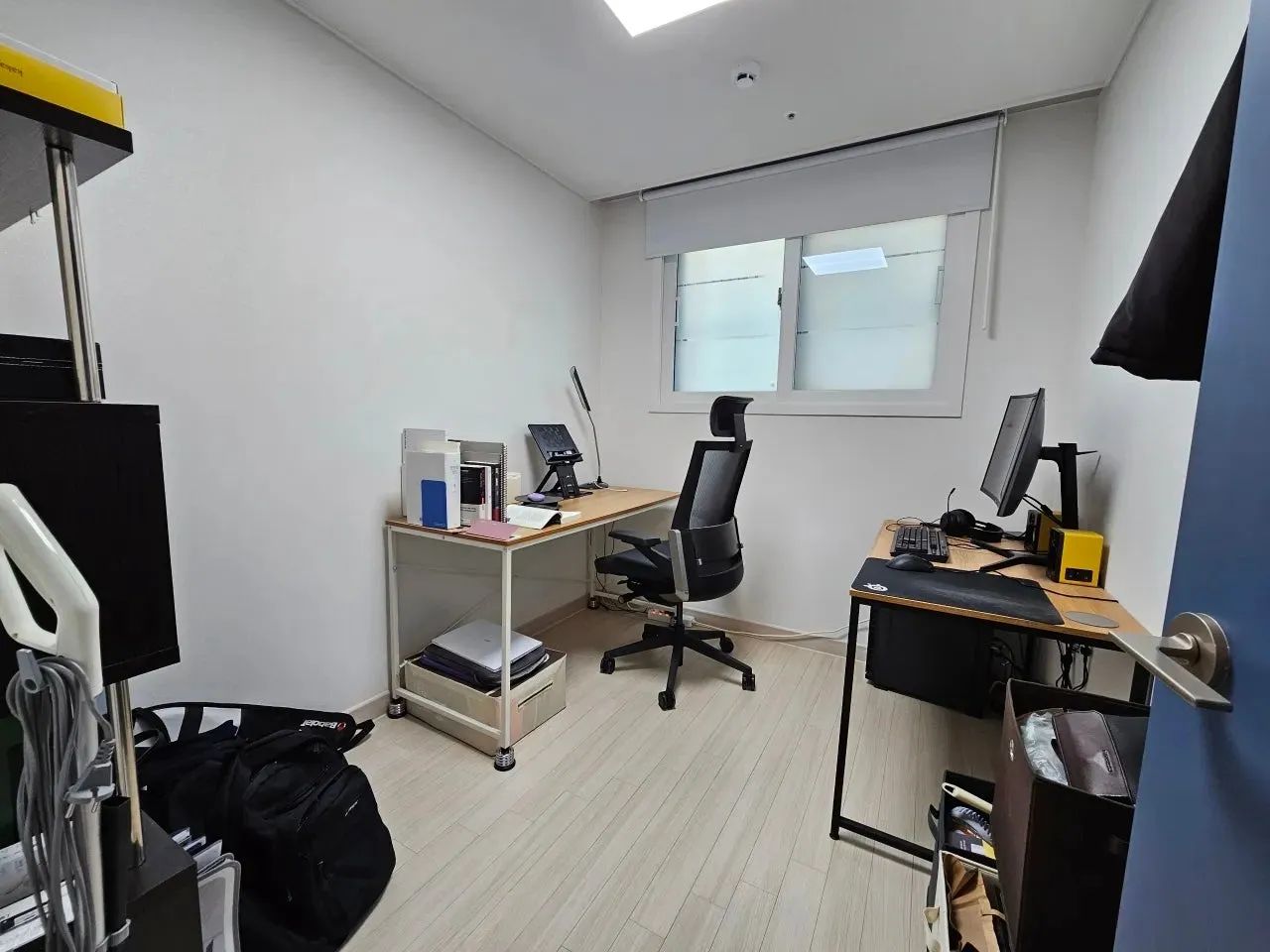 Room image 4