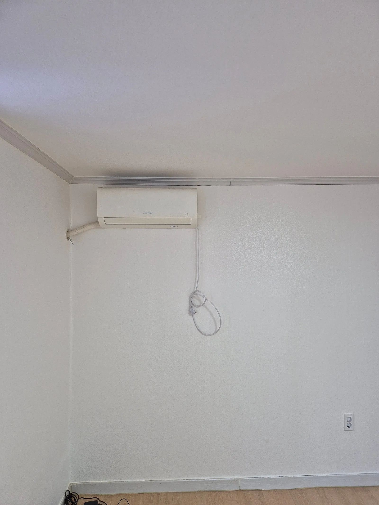 Room image 4