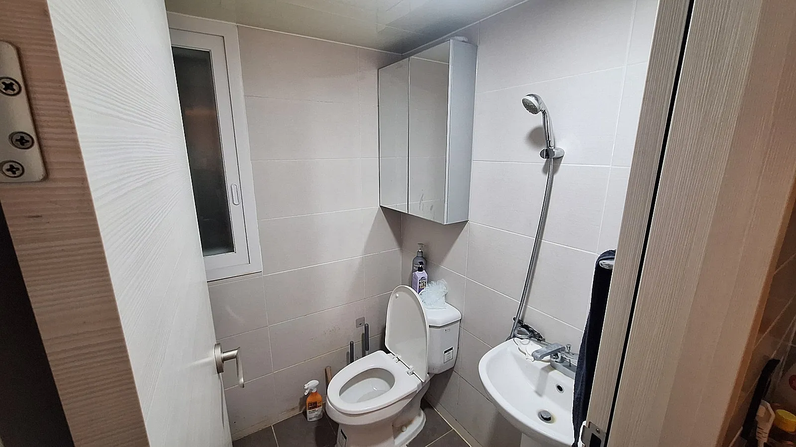 Room image 2