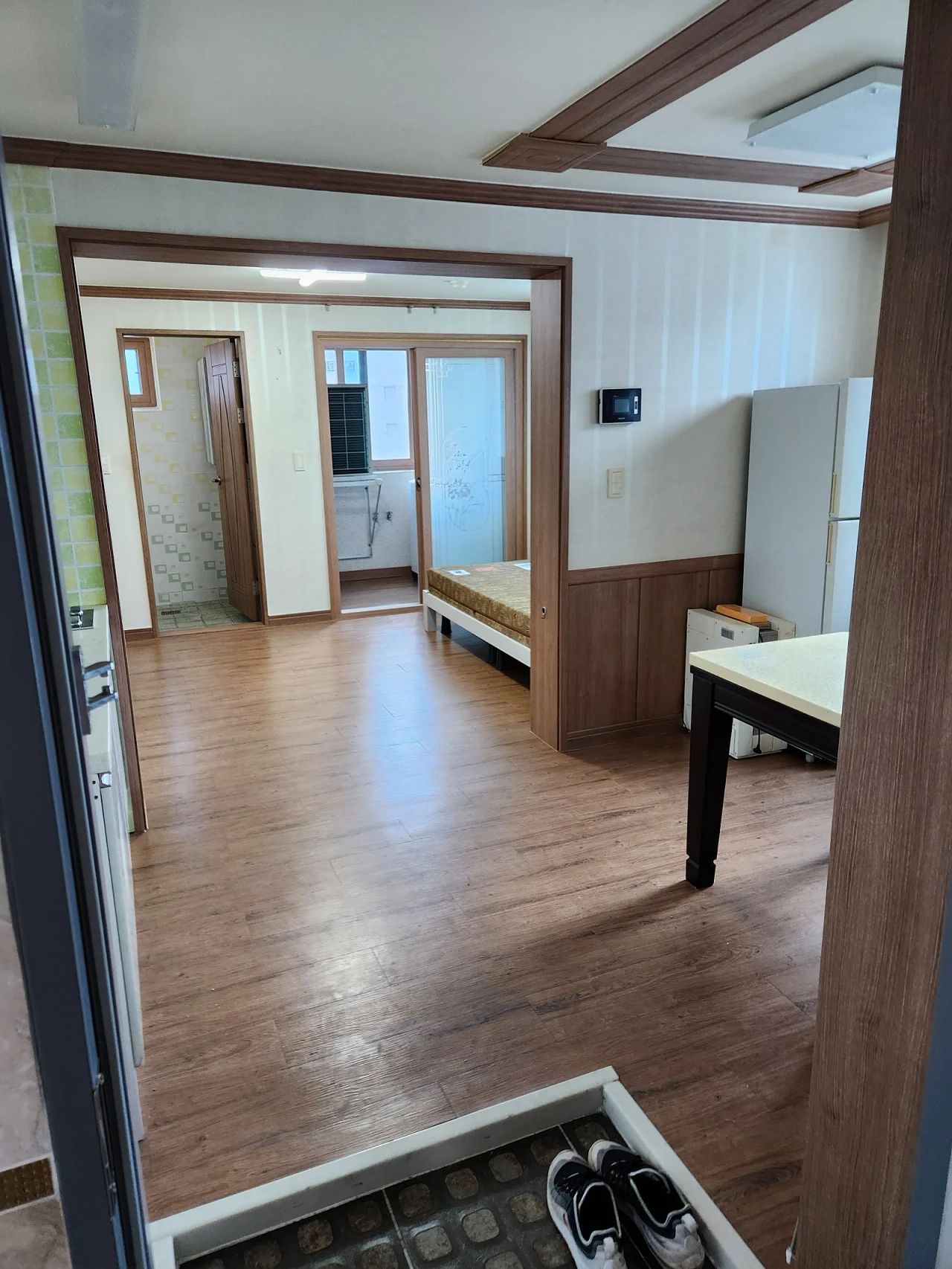 Room image 1