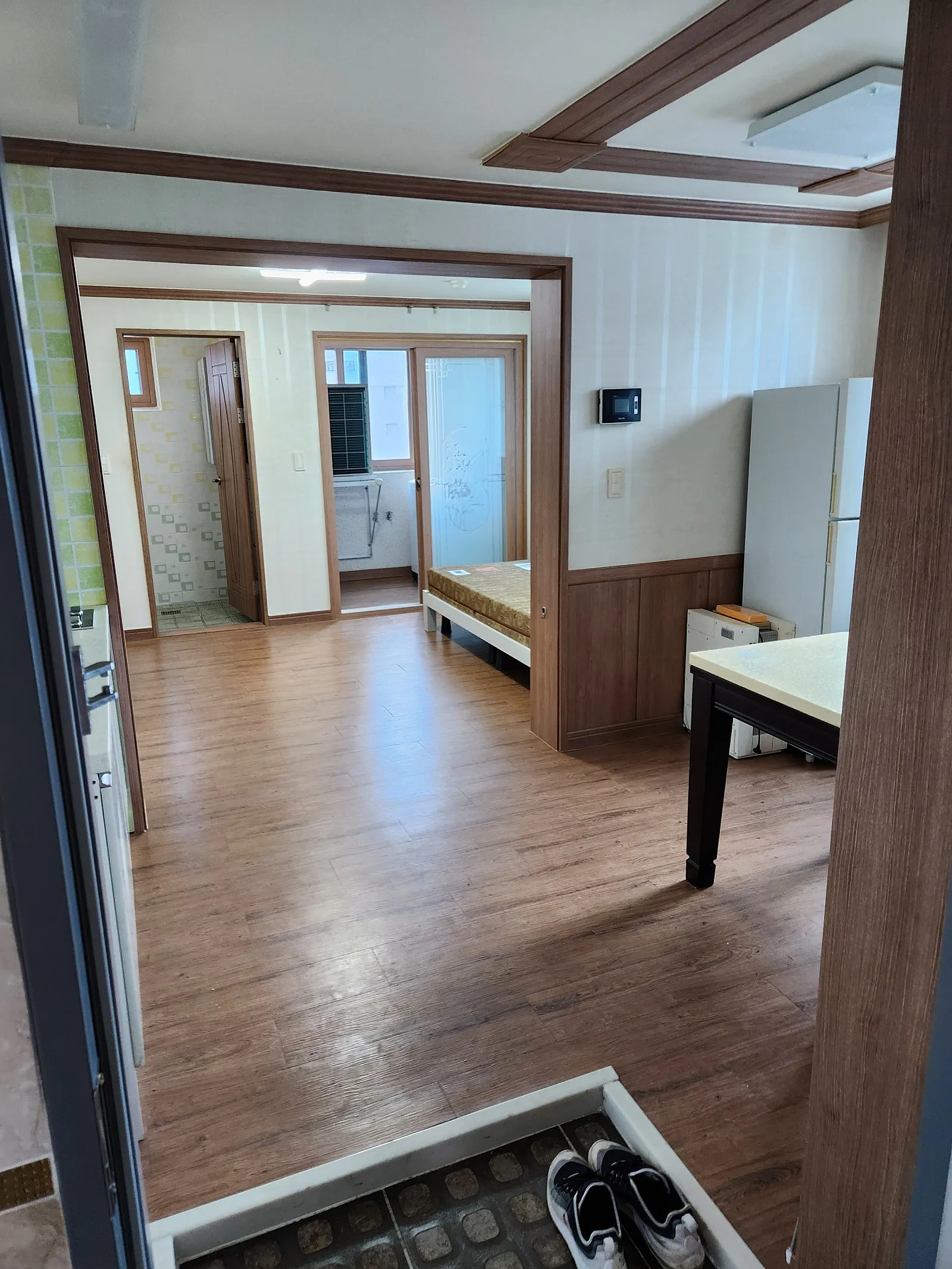 Room image 1