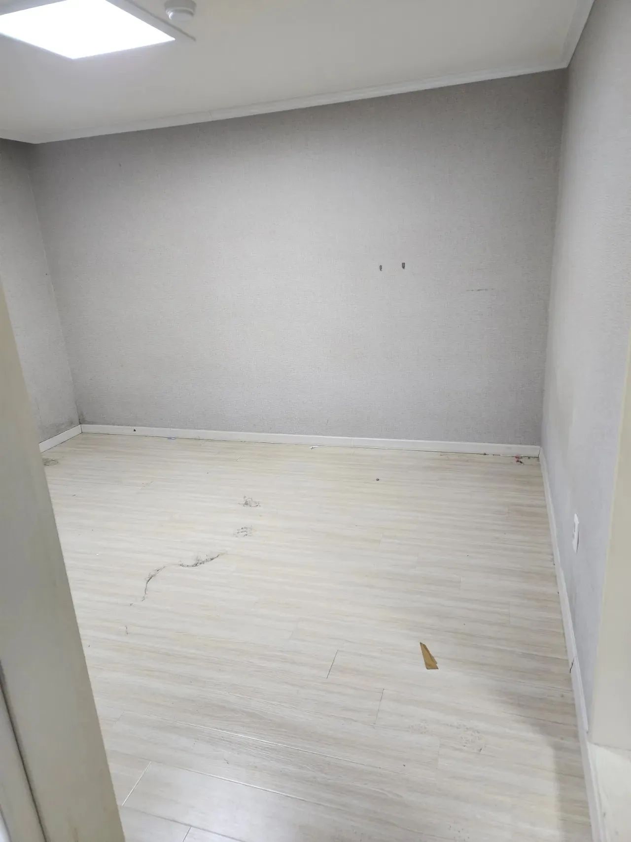 Room image 1