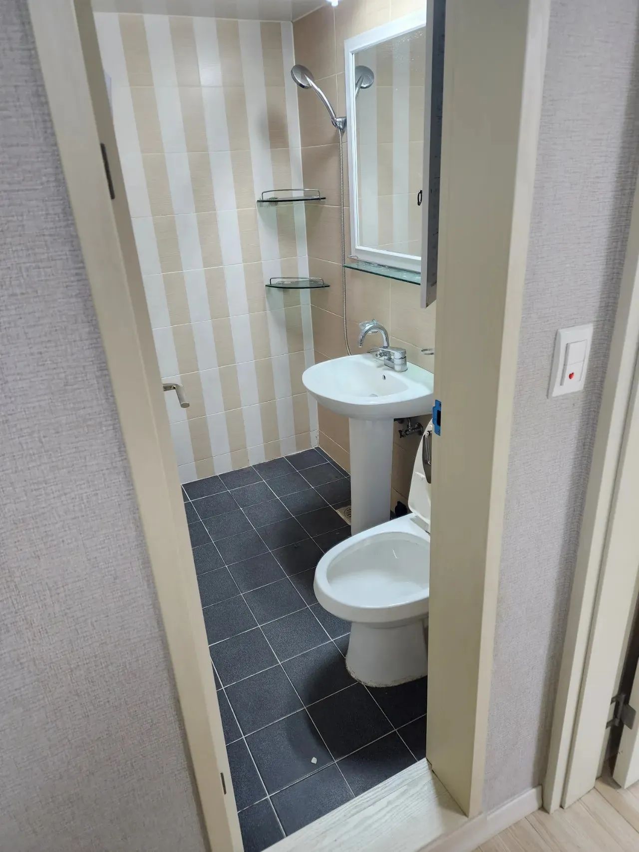 Room image 2