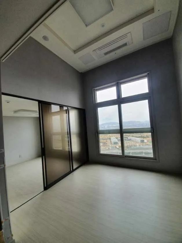 Room image 2