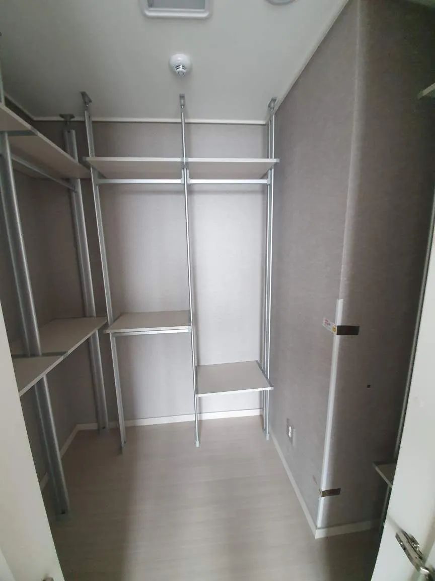 Room image 5