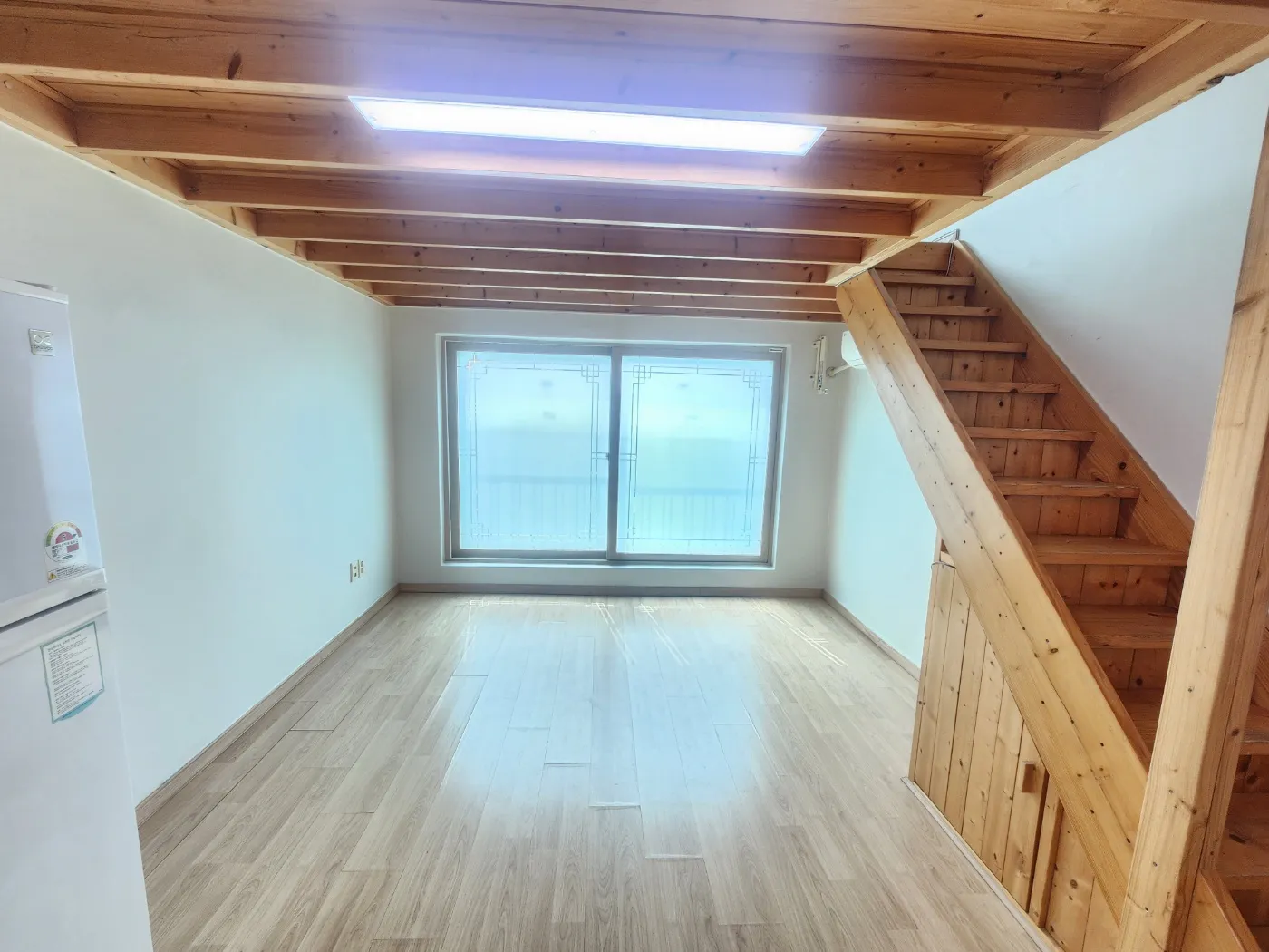 Room image 2