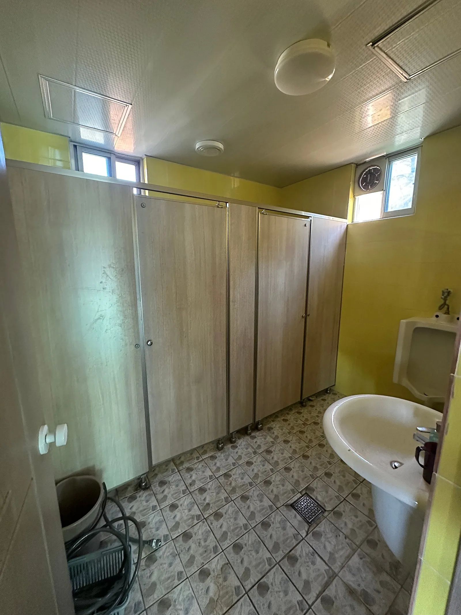 Room image 3