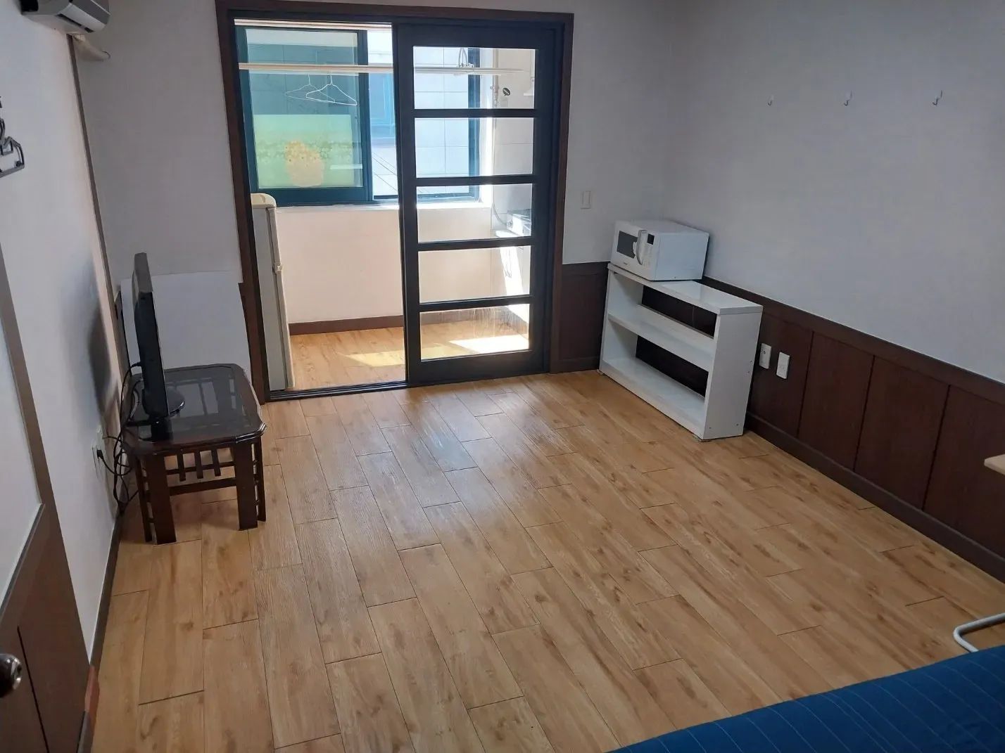 Room image 1