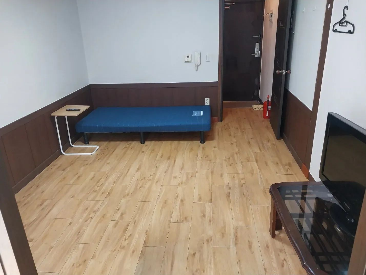 Room image 2