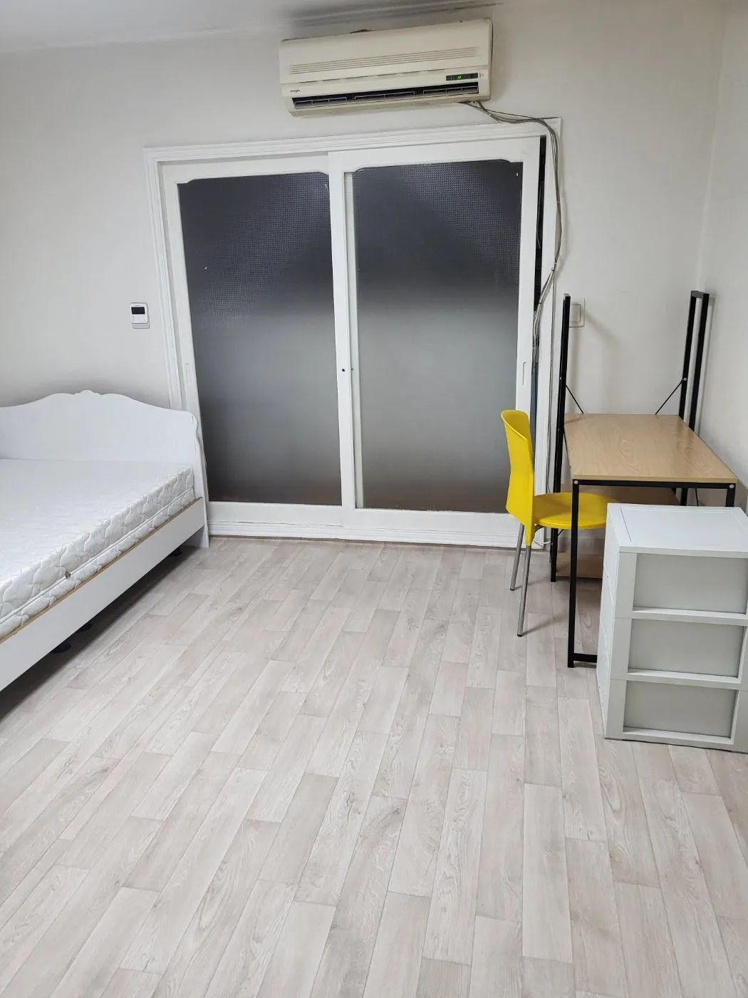 Room image 1