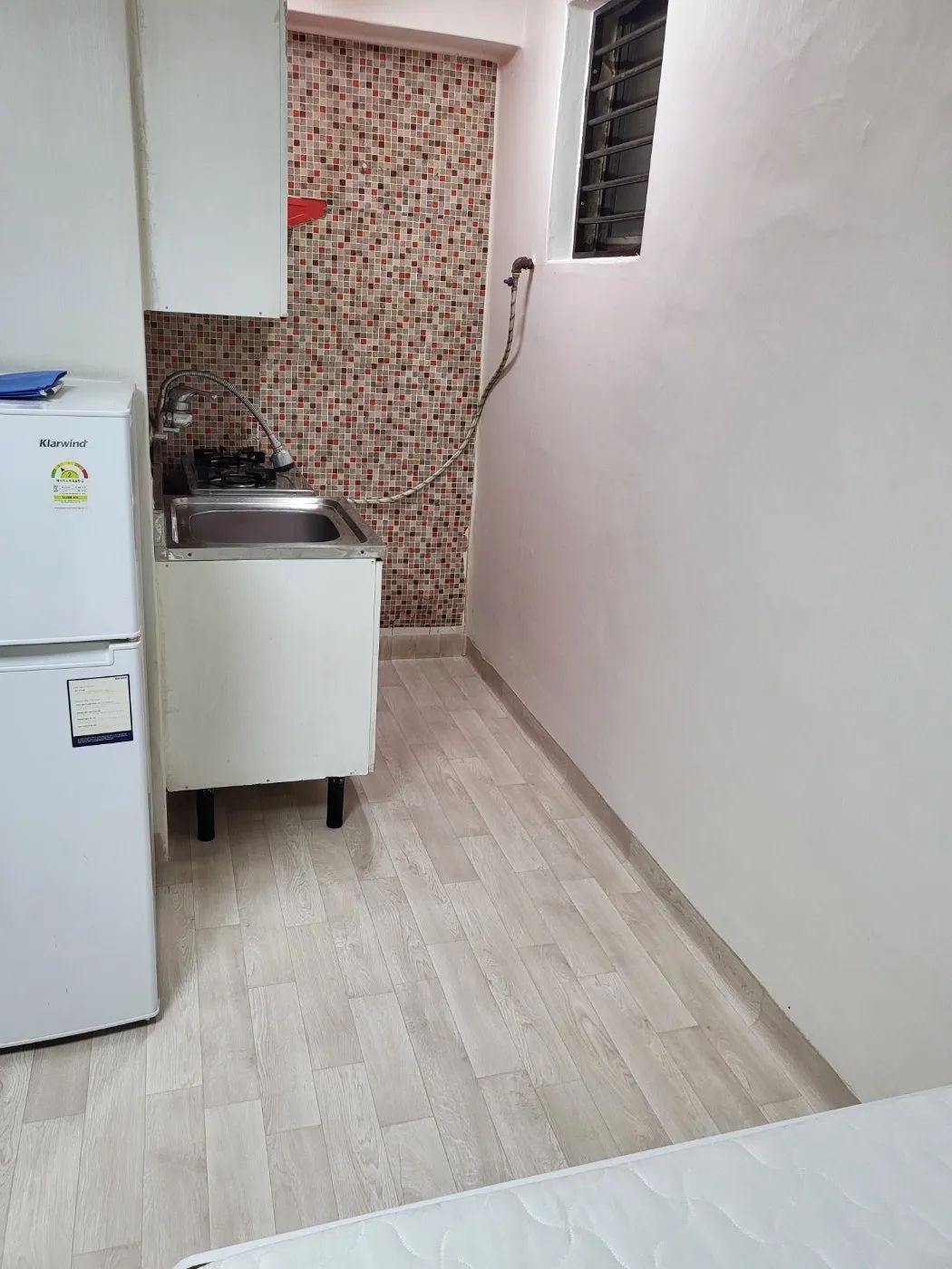 Room image 5