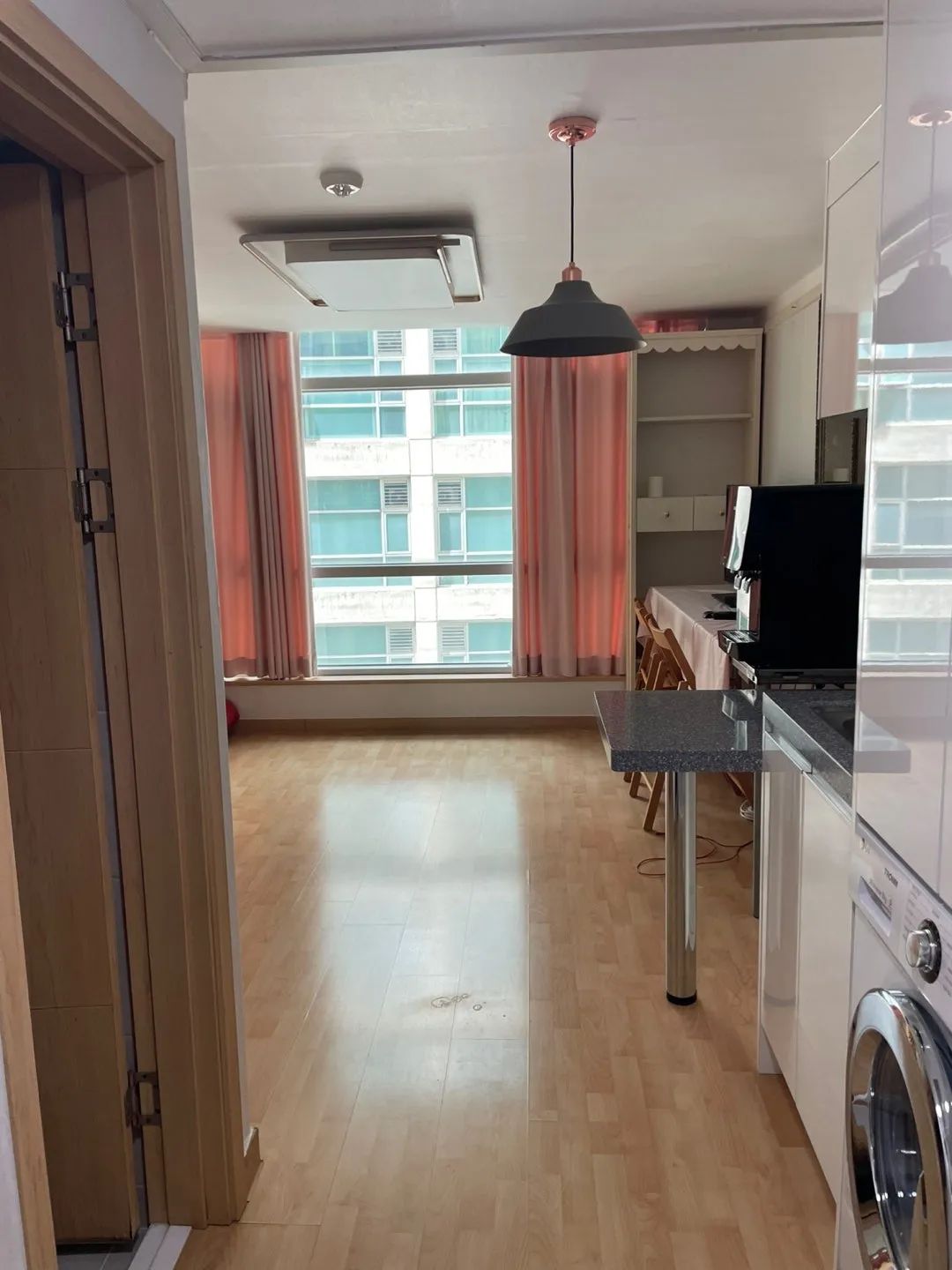 Room image 2