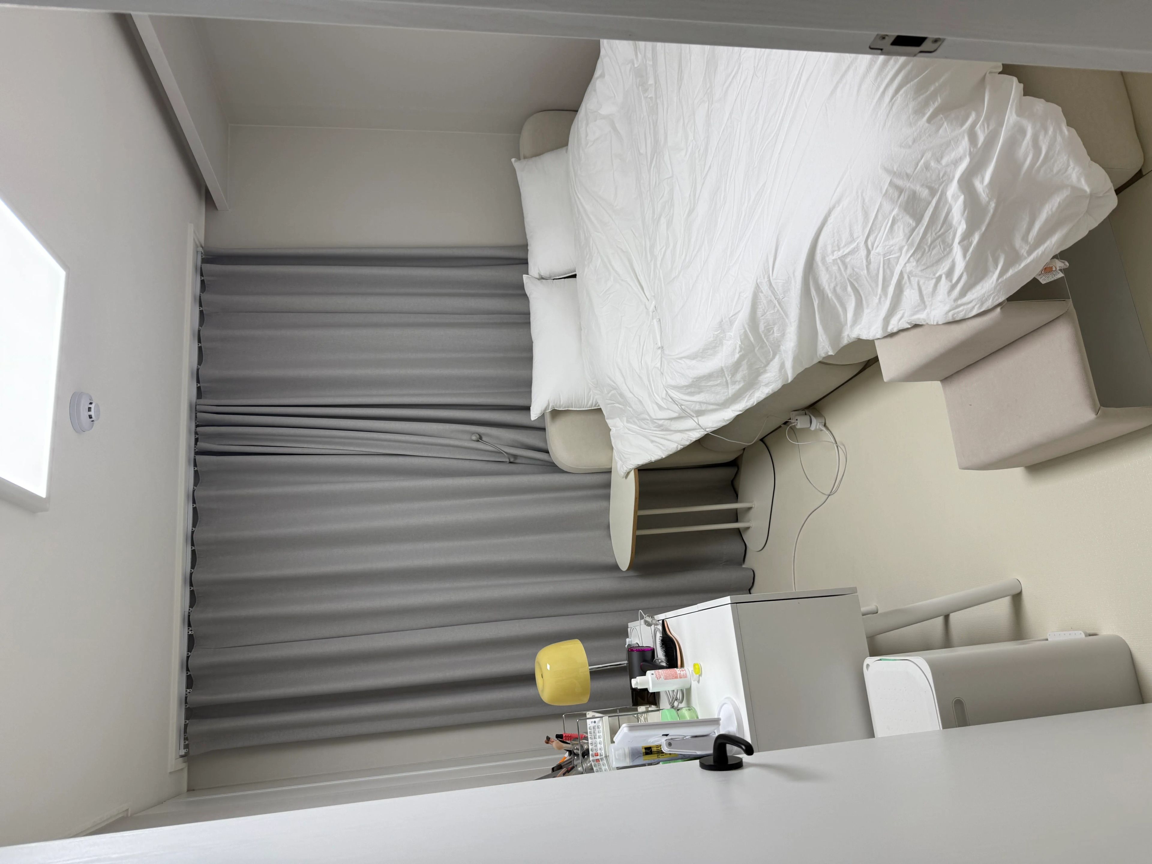 Room image 3