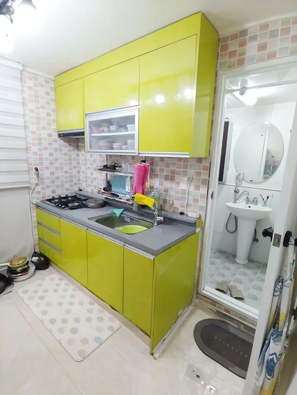 Room image 5