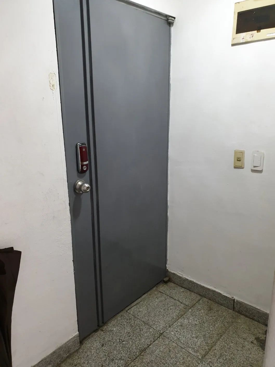 Room image 3