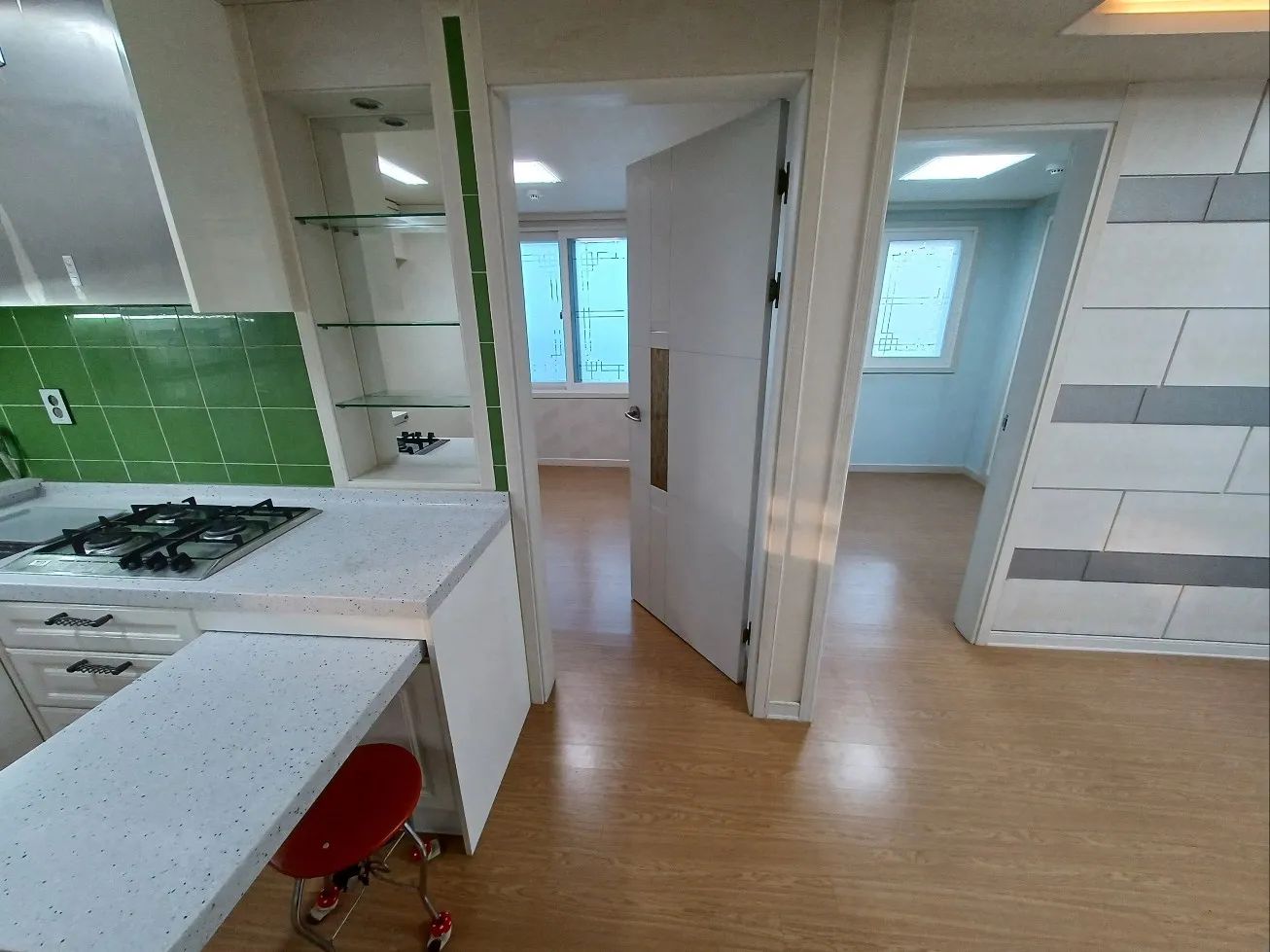 Room image 1