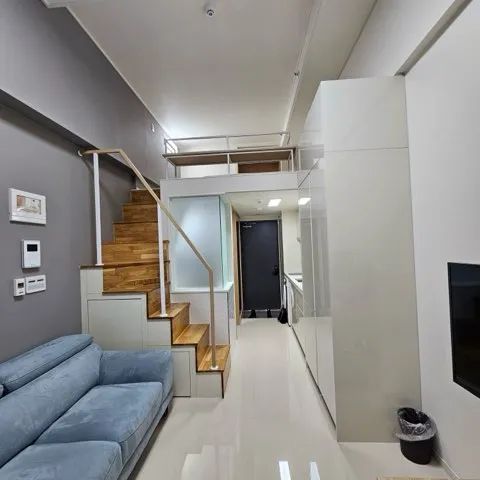 Room image 1