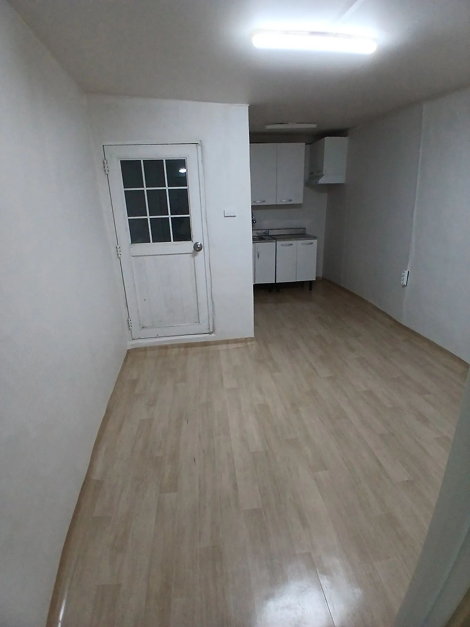 Room image 1