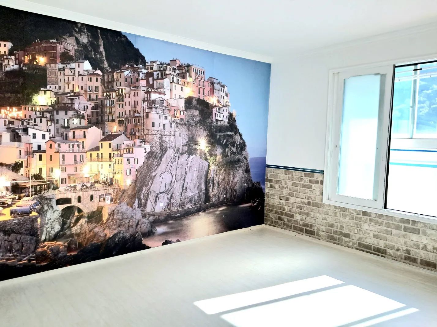 Room image 1