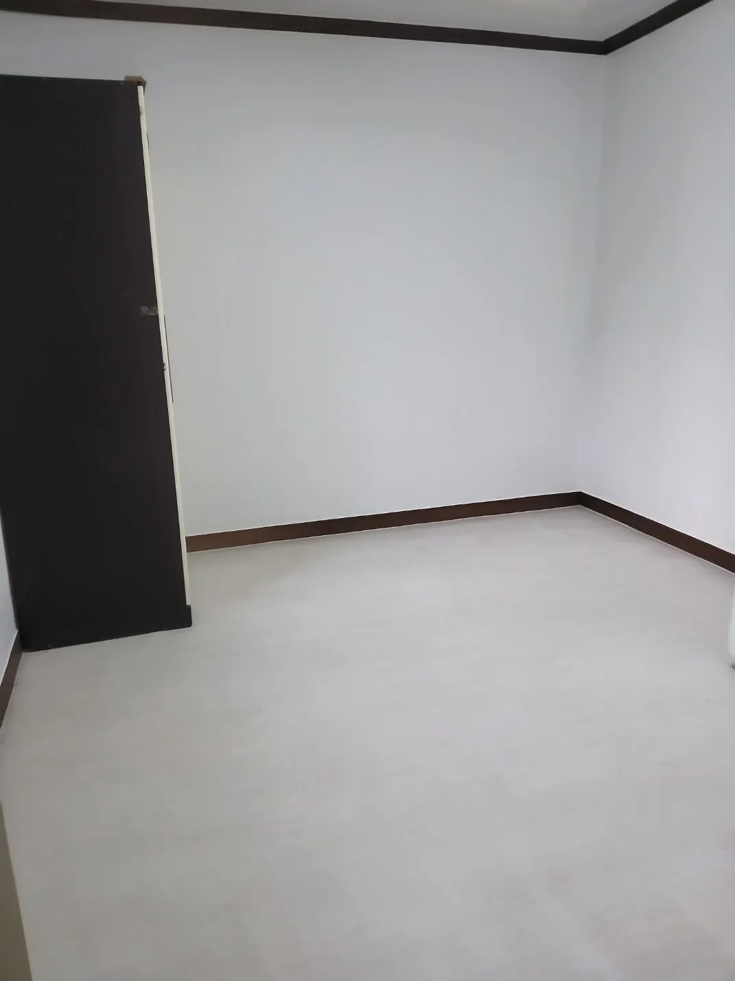 Room image 4