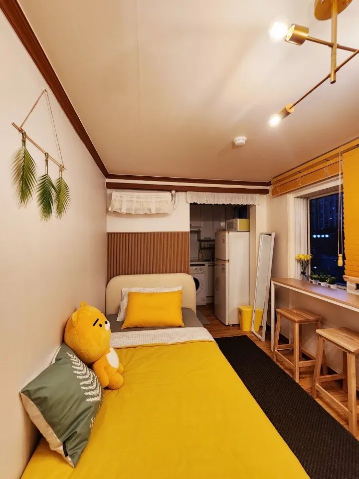 Room image 2